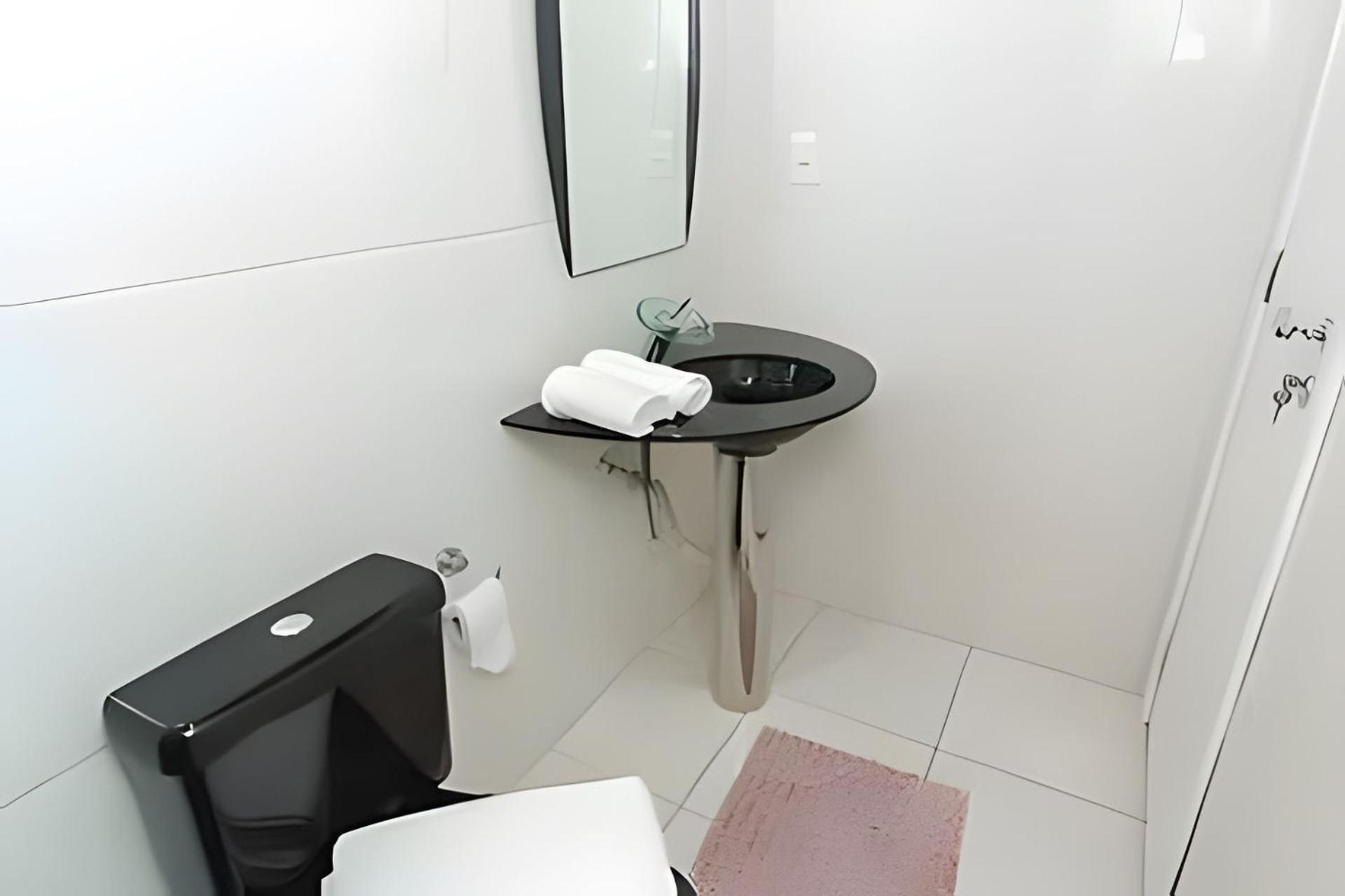 Sobrado Com 5 Suite 1 Quarto Piscina Churraqueira Ar Ate 20 Hospede Foz do Iguaçu Eksteriør billede